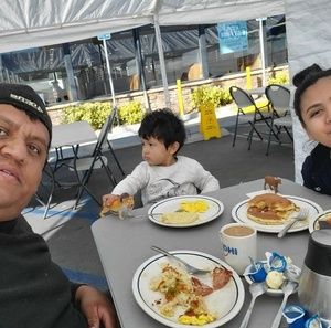 Meet your Posher, Bobus